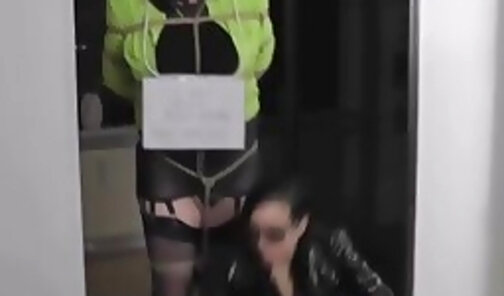 Mistress takes her fee from sissy