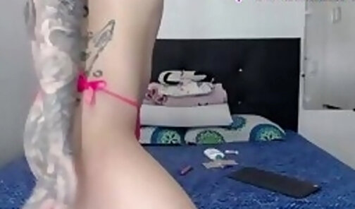 Tattoed Tgirl Bouncing her ass Chiks in a live webcam show Part 4