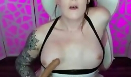 slim american tattooed tgirl with sexy feet legs toys ass on webcam