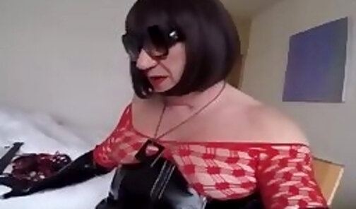 Mistress play with a pervy sub