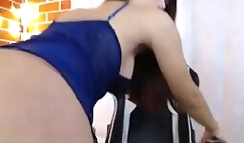 Excellent Big Butt T-Girl fingering her ass in a Webcam Show