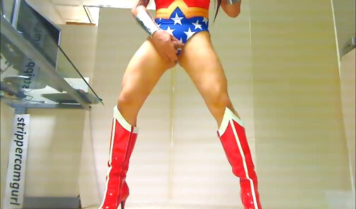 Wonder Woman Striptease