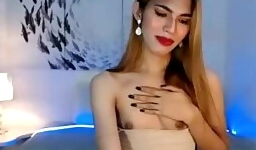 skinny Asian ladyboy with small tits and small cock webcams solo