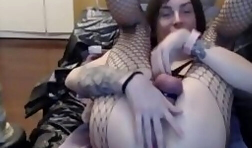 Anal slut trap fucks dildos & squirts in her mouth