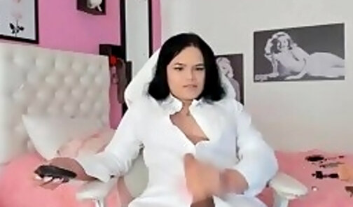 Tranny girl dressed in white with her thick cock